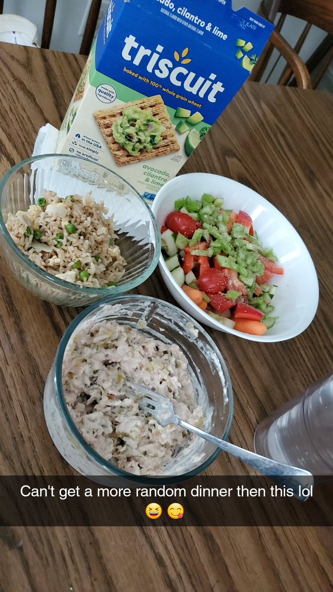 ProfesorMumbles's tweet photo. My random Dinner
#ThisIsWhyImFat https://t.co/jjewZlWR2f