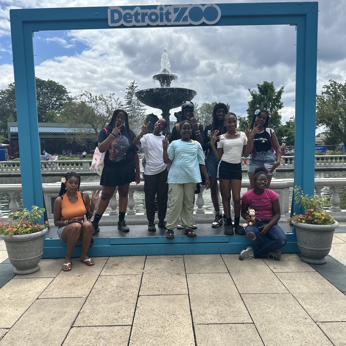 GirlsGroupA2's tweet image. We're kicking off summer programs with field trips, adventures, exploration, and new experiences. What are you looking forward to this summer?

Check out our Girls Group trip to the Detroit Zoo!

#GirlsGroup #FreeSummerProgram #Summer #AnnArbor #Ypsilanti