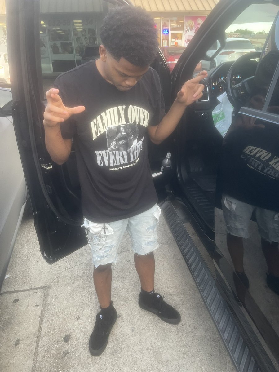 4s0meem's tweet photo. standing on niggas neck is how I got my rank
A W A Y O F L I V I N G 🌎 K R E A T U R E
#RR #nopicks #KWONW #KREATUREWAYORNOWAY https://t.co/Aw0UGLvhaC