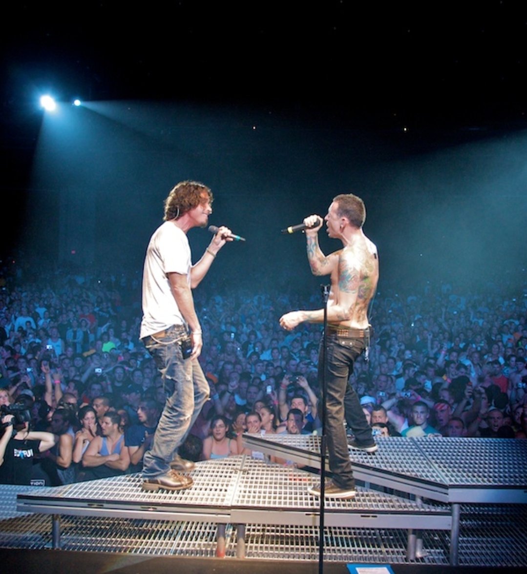 LPLive's tweet photo. July 19, 2008. ❤️ https://t.co/8XDMWGFws8