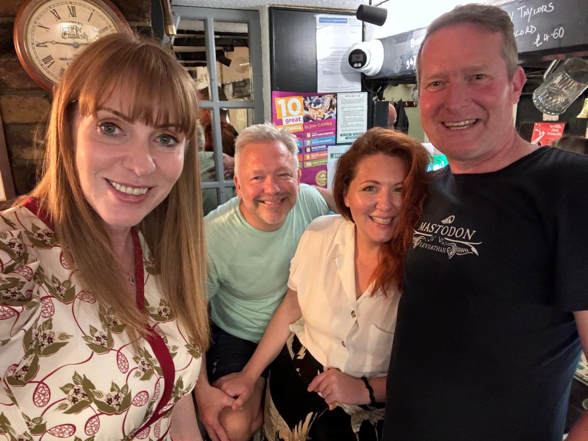 Great to have <a href="/AngelaRayner/">Angela Rayner</a> in our local boozer tonight. Not often you see a Labour deputy PM in deepest darkest Essex. It was great to see her debate with <a href="/KemiBadenoch/">Kemi Badenoch</a> in parliament today. How about a rematch in the Wheatsheaf Writtle?