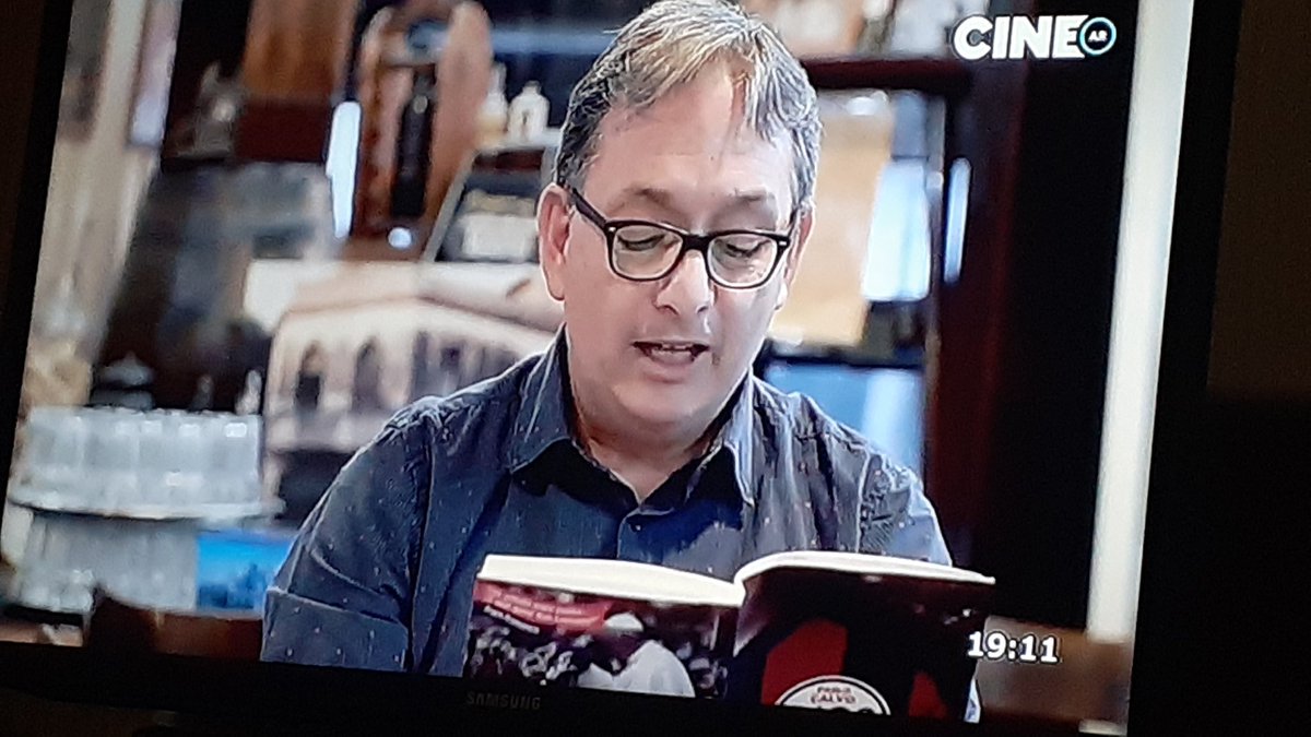 serjaloi's tweet photo. Pongan @CINEAR_
Volver a Boedo de @sergiocriscolo ya!
@artisticoboedo #CuervosDePoe @MarceCulotta @DiegoResnik
#VolverABoedo #Cinear https://t.co/ezjku0sWWr