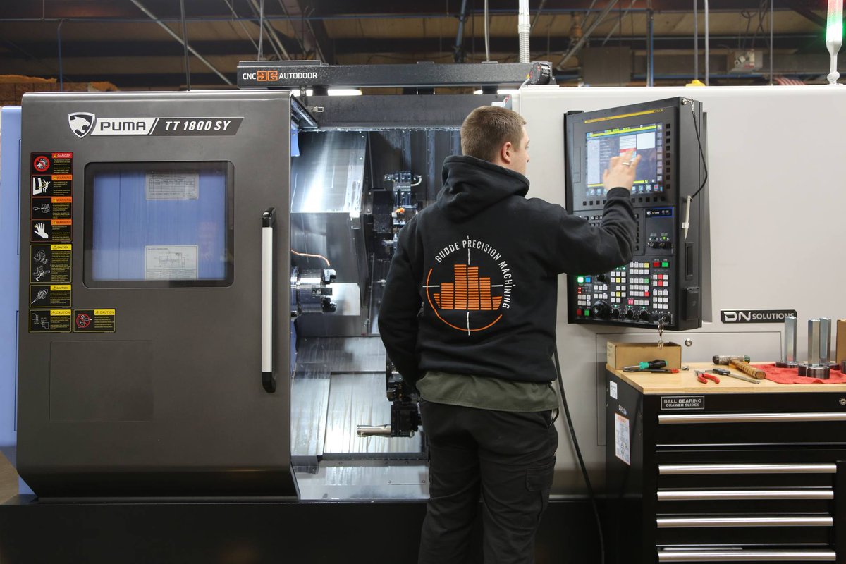 EllisonTech's tweet image. Budde Precision Machining is CRUSHING efficiency goals with the PUMA TT. Read their story to see how it&apos;s done! bit.ly/3LtLn5p #ManufacturingLife #EllisonTech #MetalFab #MakeMore