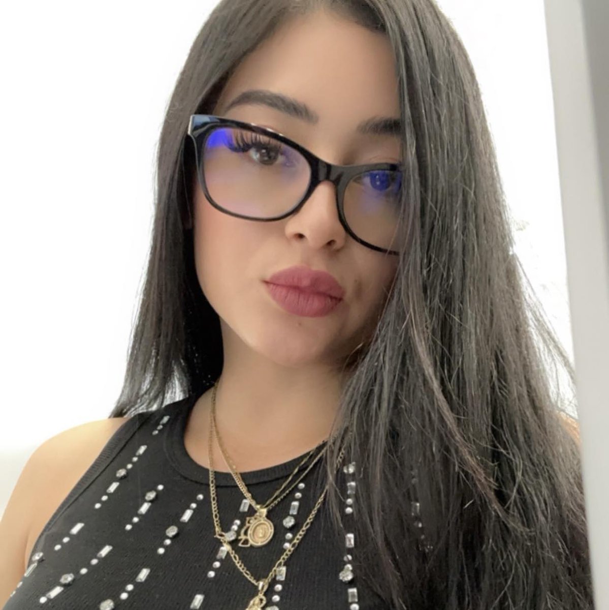 ChicasSuperCute's tweet photo. Me dicen que tengo unos labios perfectos para ... https://t.co/NfljZxpVH1