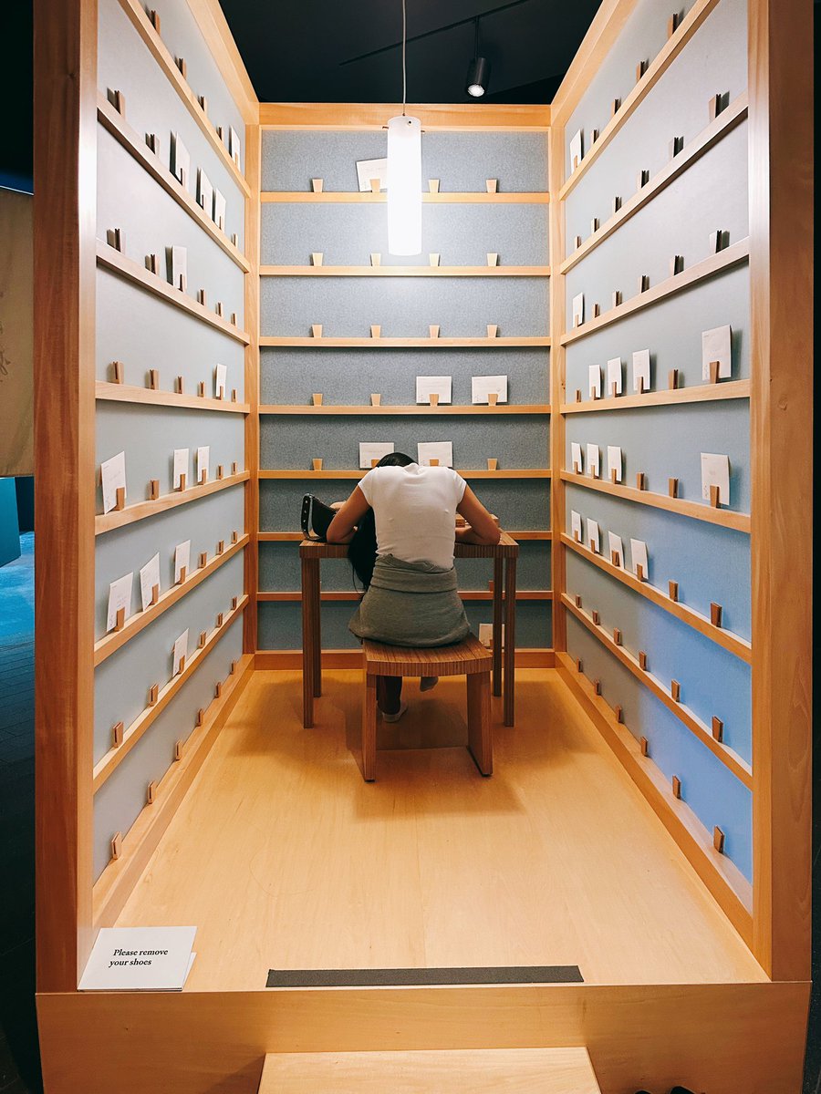 fezoca's tweet photo. quando entrei nesse espaço, comecei a chorar.
#deYoung #LeeMingwei #RitualsofCare https://t.co/g9Bwy4Mw24