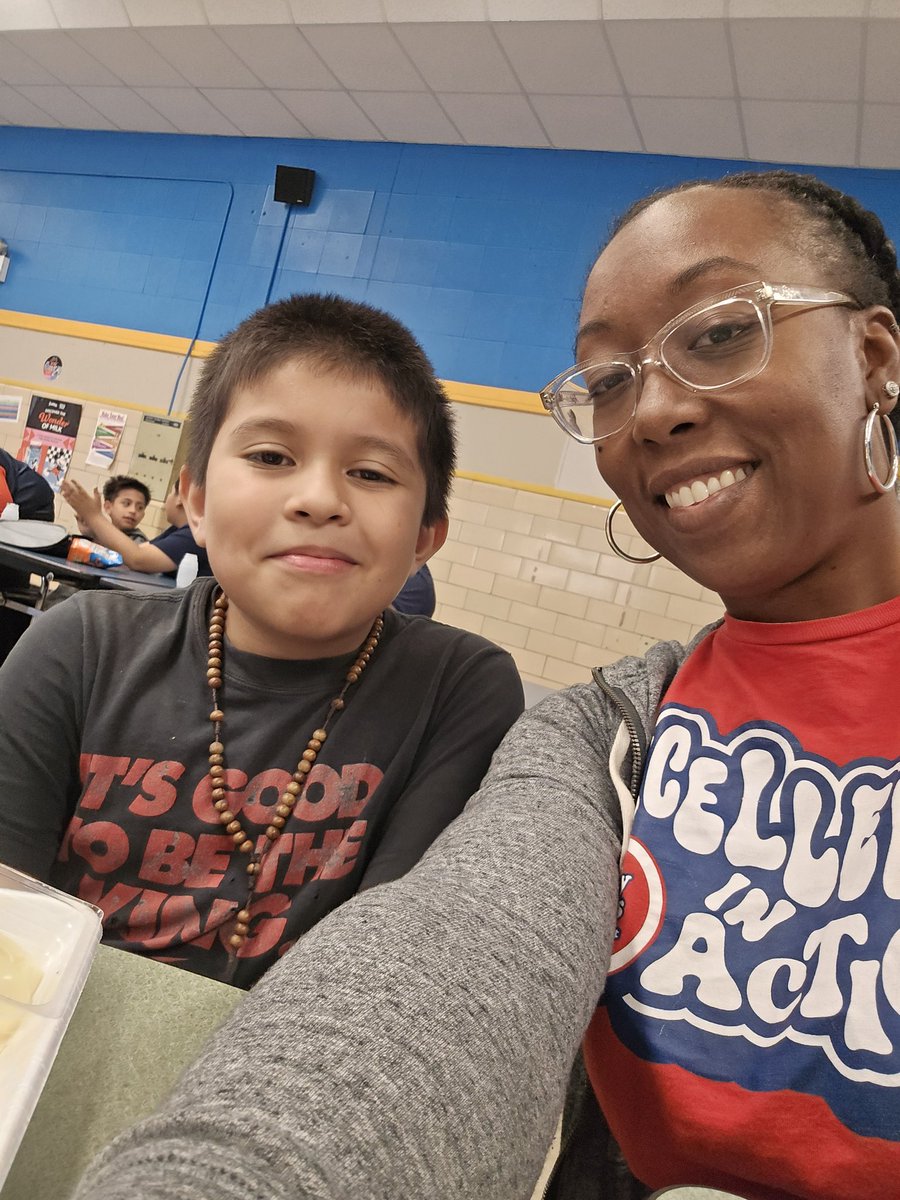 BetsyRossElem's tweet photo. We made it! Today was the last day of summer school, and everyone was all smiles! We want to give a big shoutout to Ms. Long for being an awesome summer school administration. A special thank you to everyone at Looscan for such great hospitality. https://t.co/FleHhYMYmo