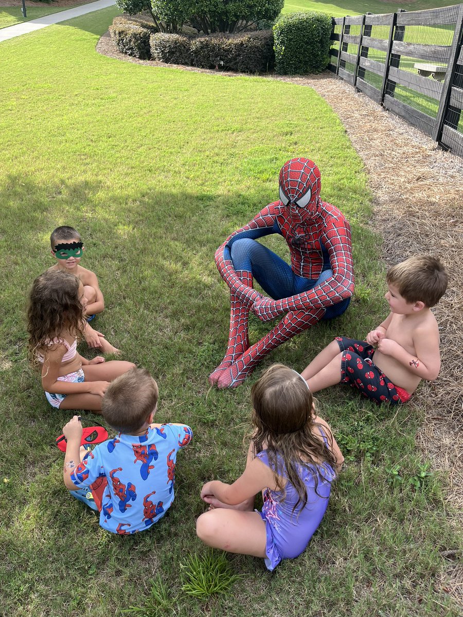 KDyer_10's tweet image. This is what it is all about. Elijah Morris one of our basketball players dressed up for Barrett's Birthday party. Absolutely made Bears day. Love our players @WHS_CATS_BBALL