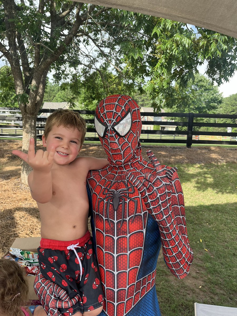 KDyer_10's tweet image. This is what it is all about. Elijah Morris one of our basketball players dressed up for Barrett's Birthday party. Absolutely made Bears day. Love our players @WHS_CATS_BBALL