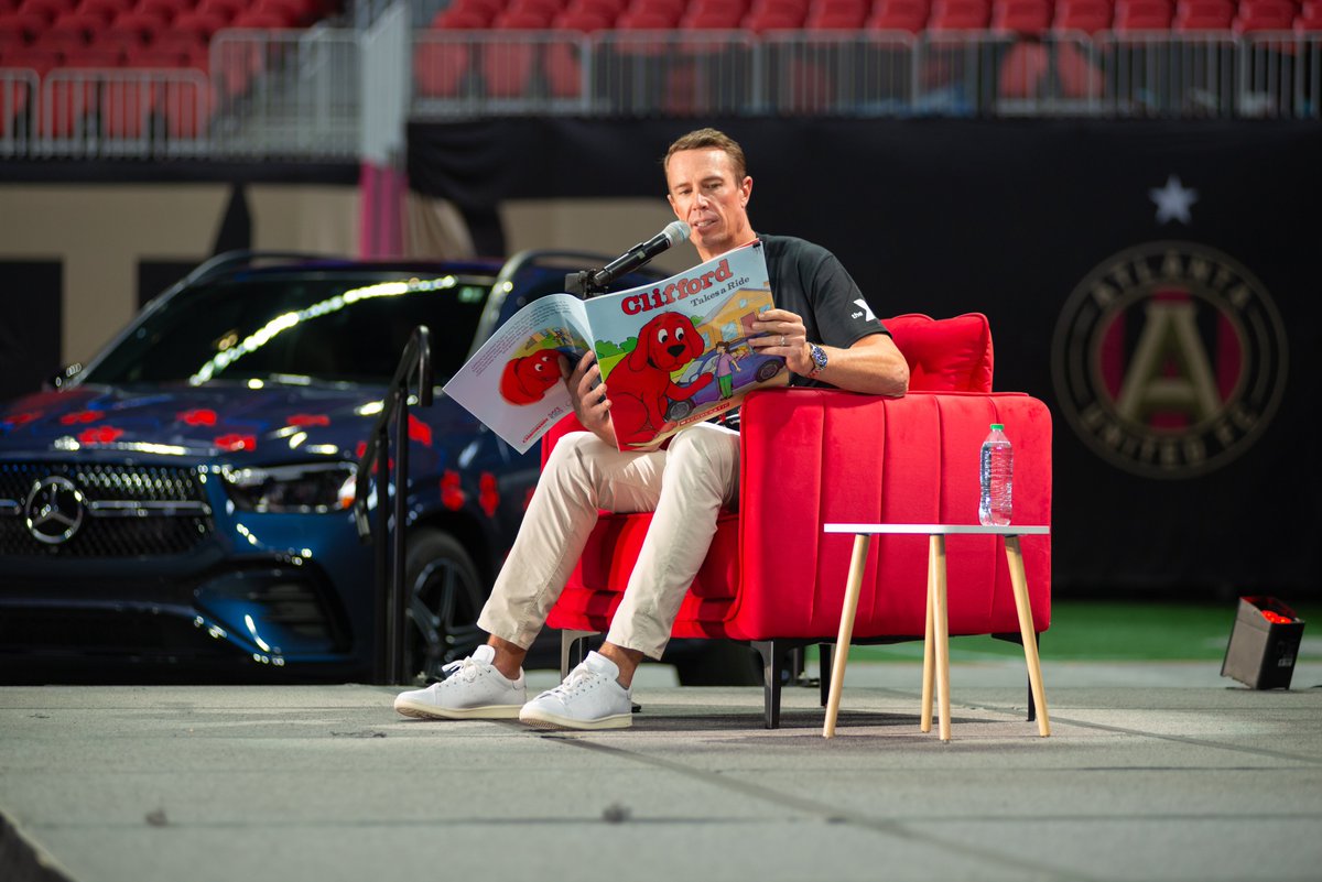 M_Ryan02's tweet image. Honored to team up with @MercedesBenzUSA &amp;amp; @atlantaymca to teach kids about car safety with @SafeKids, celebrating their new book Clifford Takes a Ride.

Big thanks to everyone involved and the amazing kids who participated!

#RideSafeWithClifford #DrivingYourFuture #MBAmbassador