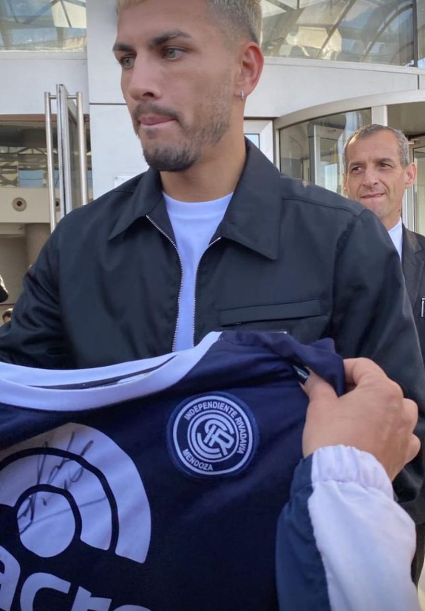 Leandro paredes? De la lepra como vos y yo