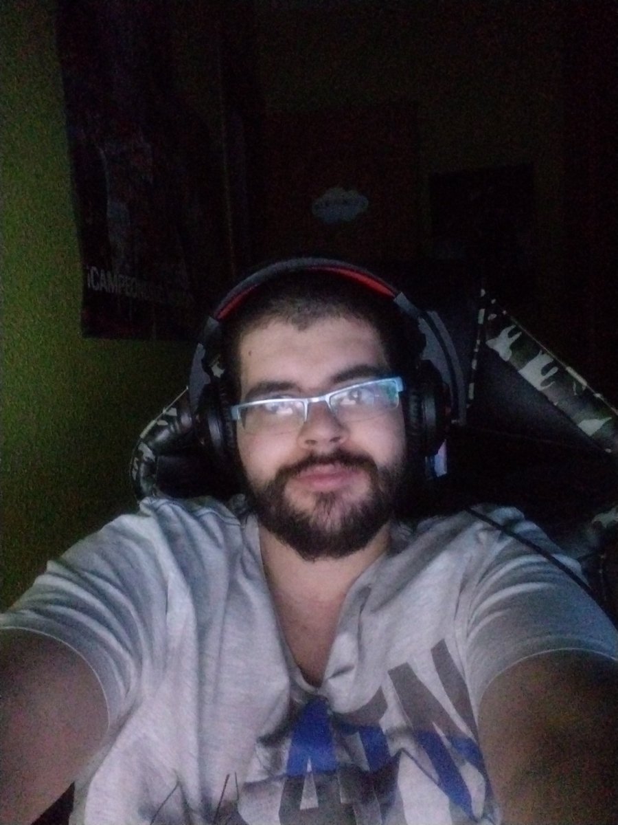 Alexgamerhd94's tweet photo. Hoy es mu cumpleaños uwu🎂 https://t.co/gtYscADcAa