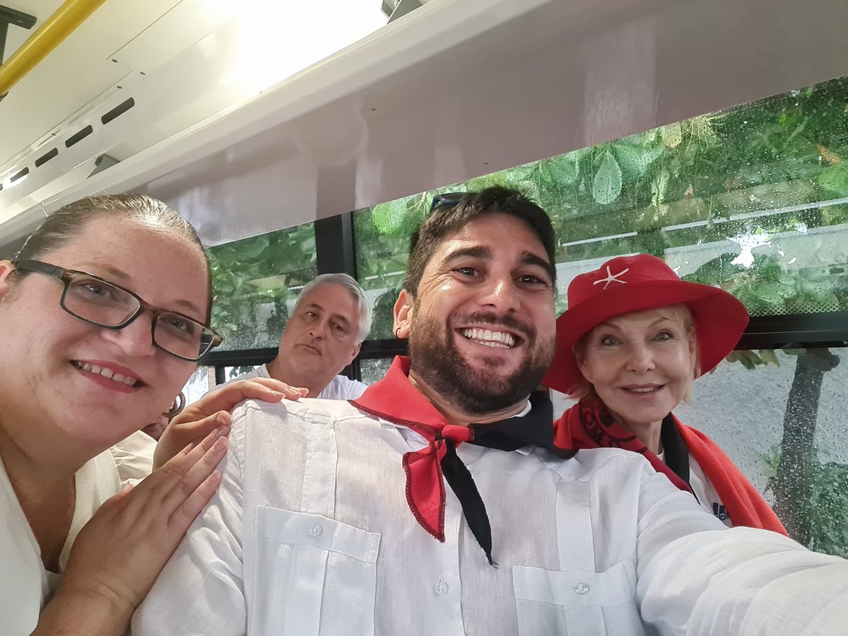 ❤️🖤Se cumplen 45 años del triunfo de la revolución popular sandinista que acabó con la dictadura de Somoza.

🇳🇮Nicaragua, le pese a quien le pese, avanza en derechos, progresa económicamente, es un país seguro, libre y que decide su futuro en paz.

#4519LaPatriaLaRevolucion