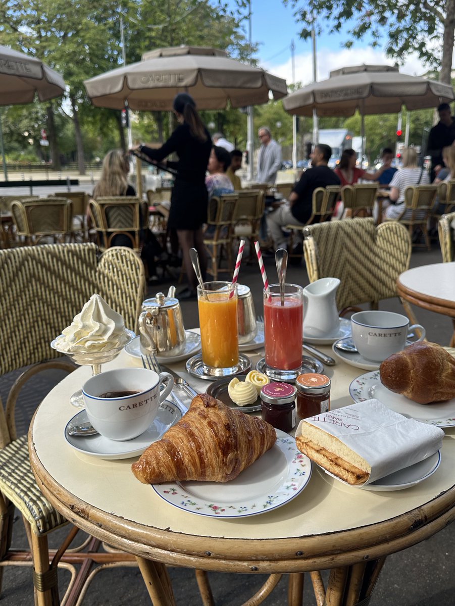 michelin_ac's tweet photo. オリンピック直前のフランス新婚旅行🇫🇷🥖

念願のパリディズニーにも行けて
毎日本当に楽しかったな〜🤍

🥐🧈🪻🥇🎼👒 https://t.co/JjlMX1K29I