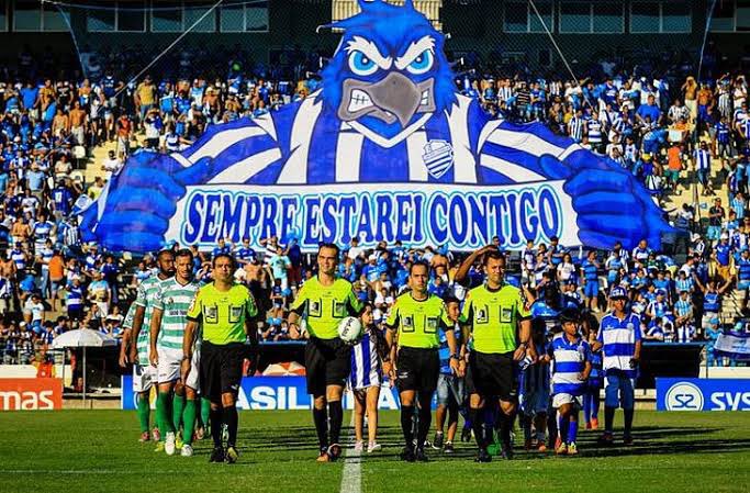 AlexandreAyresc's tweet photo. Desde pequeno, o futebol sempre foi uma das minhas maiores paixões. Hoje, no Dia do Futebol, não poderia deixar de celebrar essa data. Gostar de futebol vai além do jogo. É paixão. Aprendi muito com meu pai, especialmente o amor pelo CSA. https://t.co/L6JJPWoWCN