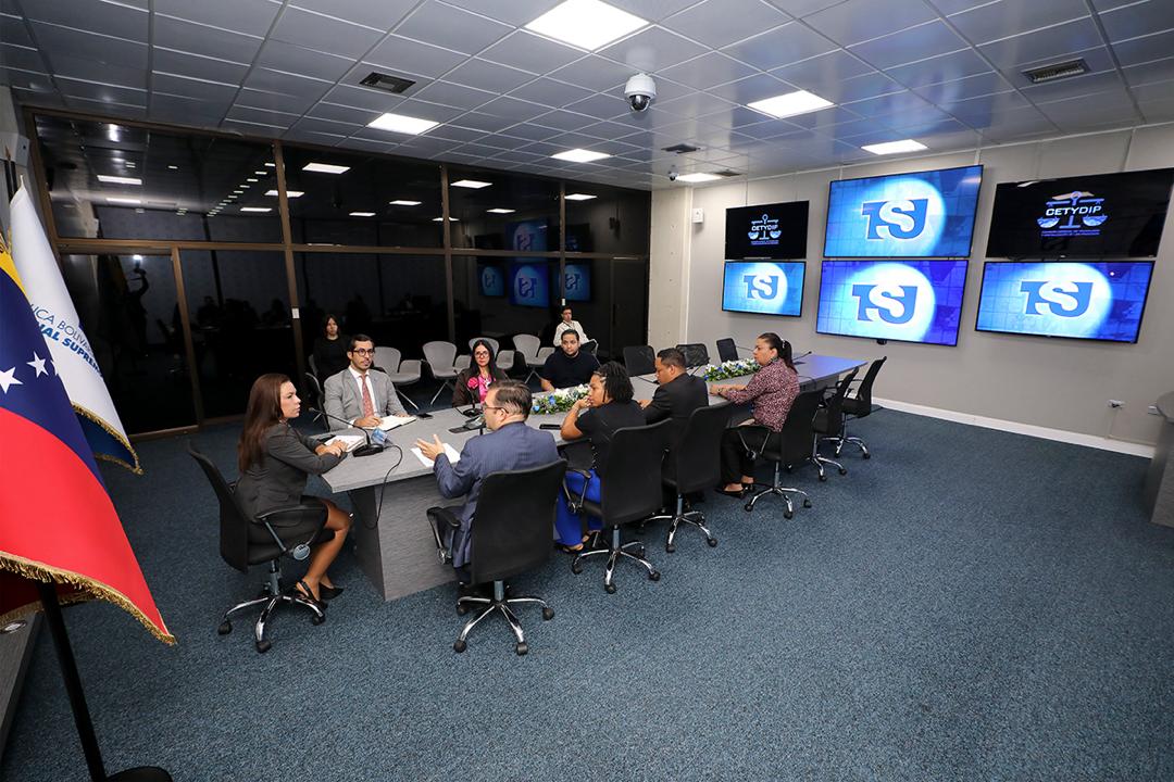 TSJ_Venezuela's tweet photo. TSJ impulsa digitalización de los procesos judiciales en el país
https://t.co/I6o8kRwOdJ https://t.co/86M01Y7Sst