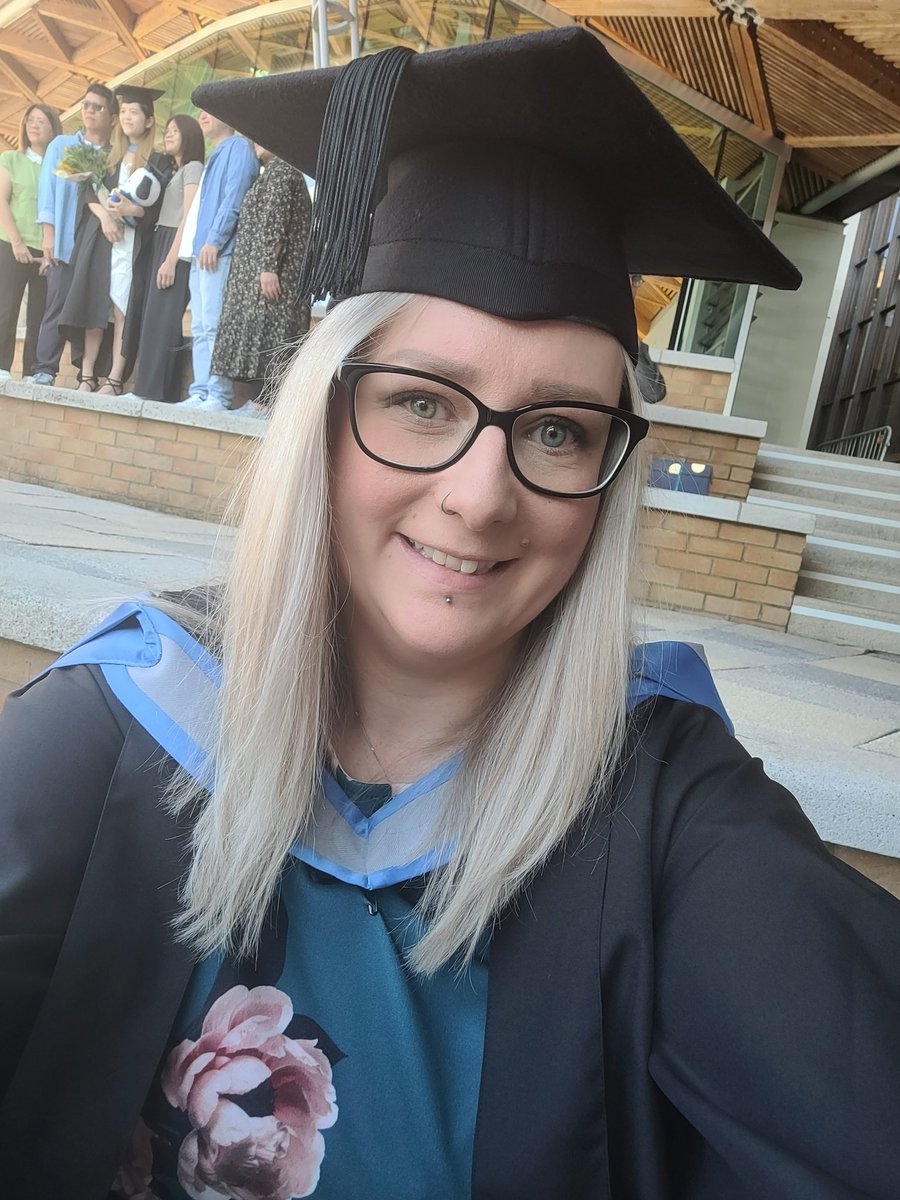RadAmy86's tweet photo. Wow! What an amazing day. Proud to say I'm a graduate of the University of Exeter. https://t.co/LLpSRM6kiQ