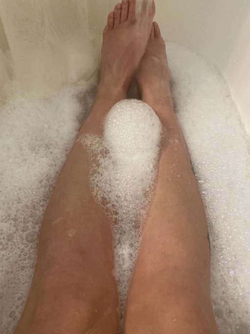 Pedi tomorrow. What color should I get? 🤔  https://t.co/P9jbsuFECO https://t.co/N3egDQdF3g<a href="/tag/hotwife"class="tags"><span>#hotwife</span></a><a href="/tag/hotblonde"class="tags"><span>#hotblonde</span></a><a href="/tag/onlyfans"class="tags"><span>#onlyfans</span></a><a href="/tag/onlyfansmodel"class="tags"><span>#onlyfansmodel</span></a><a href="/tag/onlyfansgirl"class="tags"><span>#onlyfansgirl</span></a>