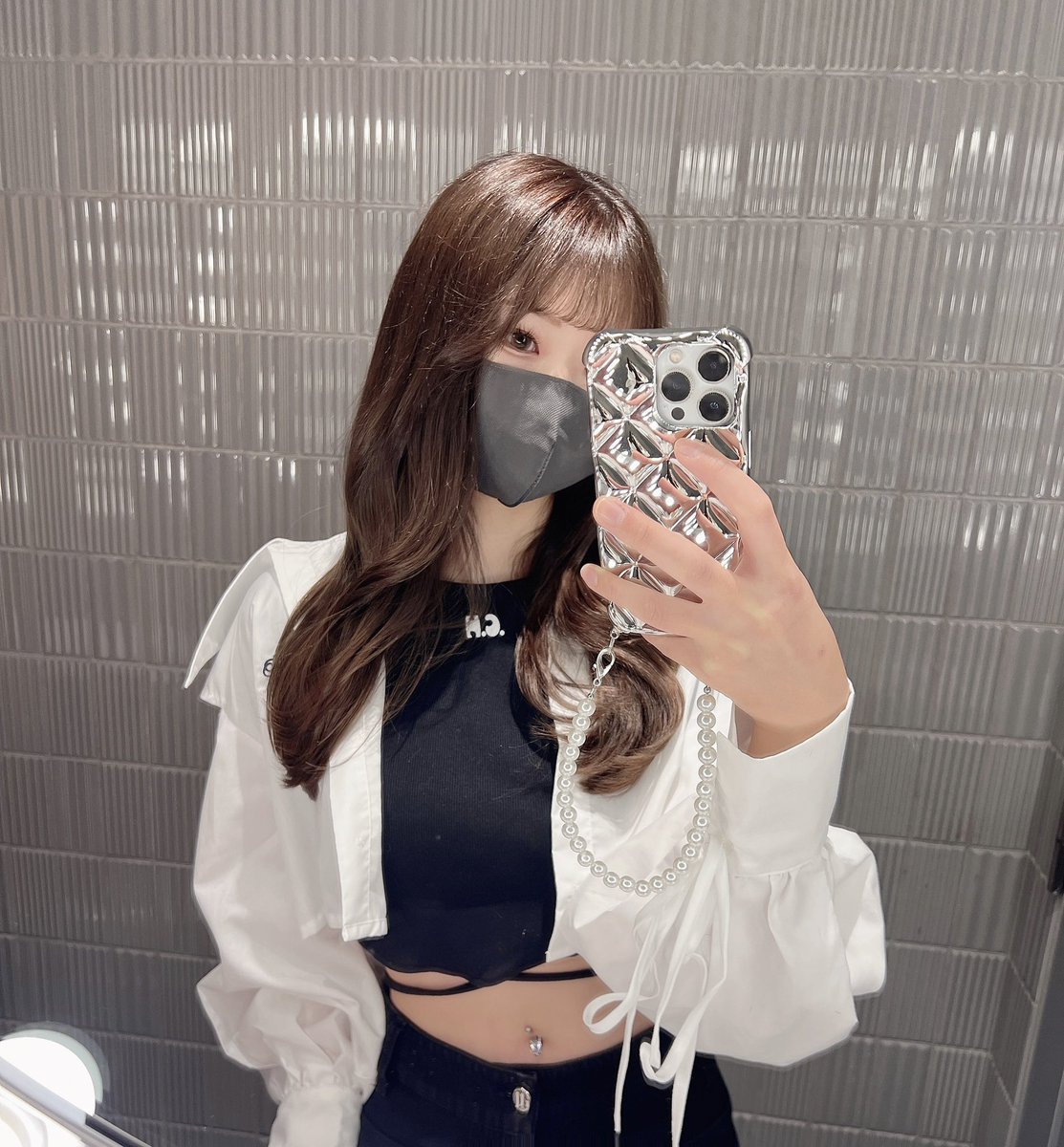 toOa_07's tweet photo. 誕生日を迎えたので更新しますっ！

名前：乳歯🦷
性別：👧🏻
年齢：23ｻｲ
身長：161cm
住み：奈良🦌
車種：Ninja250
好き：風を感じる��と
一言：バイク友達増やしたい〜♡
ツーリング誘ってください！！

 #バイク乗りとして自己紹介 
 #バイク乗りと繋がりたい 
 #バイク女子
 #Ninja250 https://t.co/AwZkXYbWPK