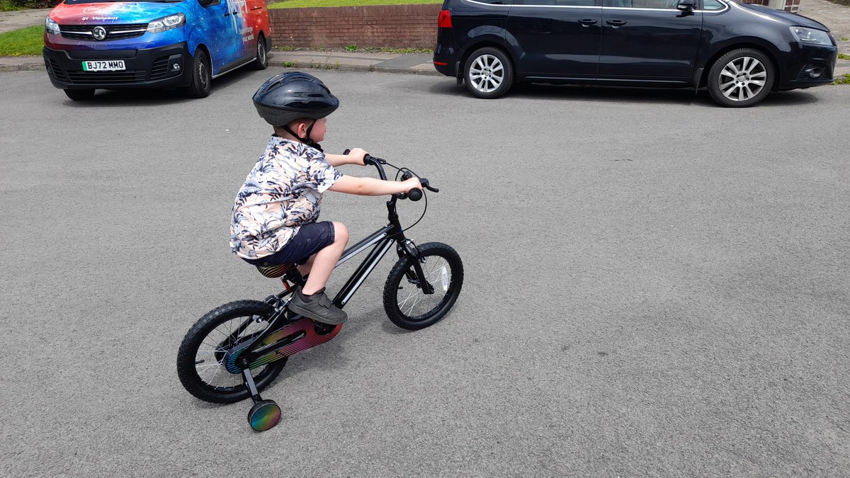 Lmcav83's tweet photo. "T" enjoying his new bike 😊 @NantYParcSchool https://t.co/0iBtZomuds