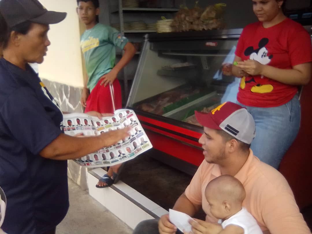 #19Jul Desde Boca de Uchire, Mun. San Juan de Capistrano, Rosa Pérez,  Pdte Municipal de <a href="/EnCiudadanoVzla/">Encuentro Ciudadano</a> y parte de su equipo llamando a votar por <a href="/EdmundoGU/">Edmundo González</a> este #28Jul
Con <a href="/MariaCorinaYA/">María Corina Machado</a> y nuestra líder nacional <a href="/delsasolorzano/">Delsa Solorzano</a> #VamosAGanar  #VamosACobrar
#VenezuelaConEdmundo
