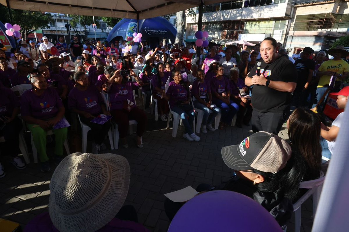 ¡Producir es Vencer! 

Estamos entregando 81 Créditos de Insumos agrícolas, para las mujeres de los municipios Mariño, Tovar, Rivas, Michelena y Lamas, gracias a nuestro Presidente <a href="/NicolasMaduro/">Nicolás Maduro</a>