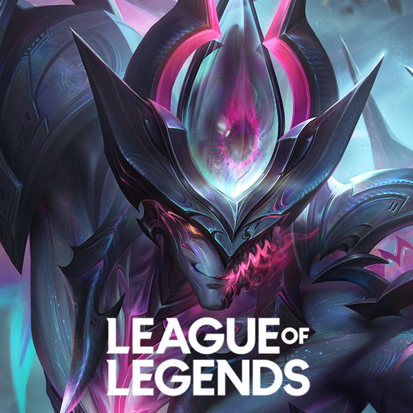 guapiya520's tweet photo. @RiotMoon_ I love the old splash art for Aatrox. It’s awesome. That's the real him. Please revert it😢 https://t.co/qykeSOkpGP