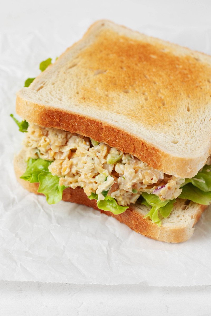 dietplansweekly's tweet photo. Vegan Tuna Salad with Artichoke Hearts and Chickpeas https://t.co/n7f5qQySZT https://t.co/Cdz54RAn86