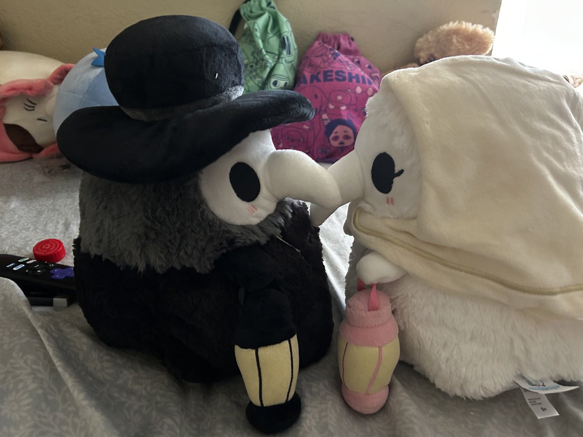 viviannticz's tweet photo. this might be Garcello and Annie https://t.co/NpSAn1qtMd