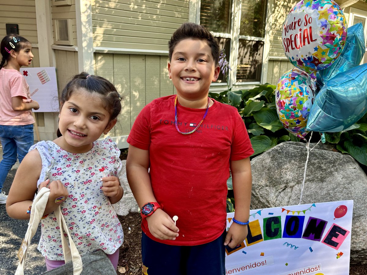 Resources, support and celebration at our annual multilingual family picnic!