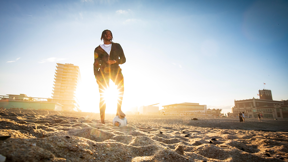 AndyMills_NJ's tweet photo. I had the privilege to spend time with &amp; photograph teen soccer phenom Bobby Lucien in #asburypark for a fabulous long read from my https://t.co/FIHIGi12El colleague,  @TodderickHunt 

Please read it here:
https://t.co/c7de7P1tXj https://t.co/xfpBkHffnl