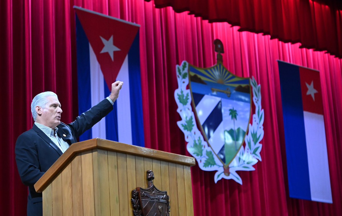 🗣️| “Todos los que estén decididos a contribuir con esa misión, cuentan como indispensables para la Revolución.”

#Cuba 🇨🇺
