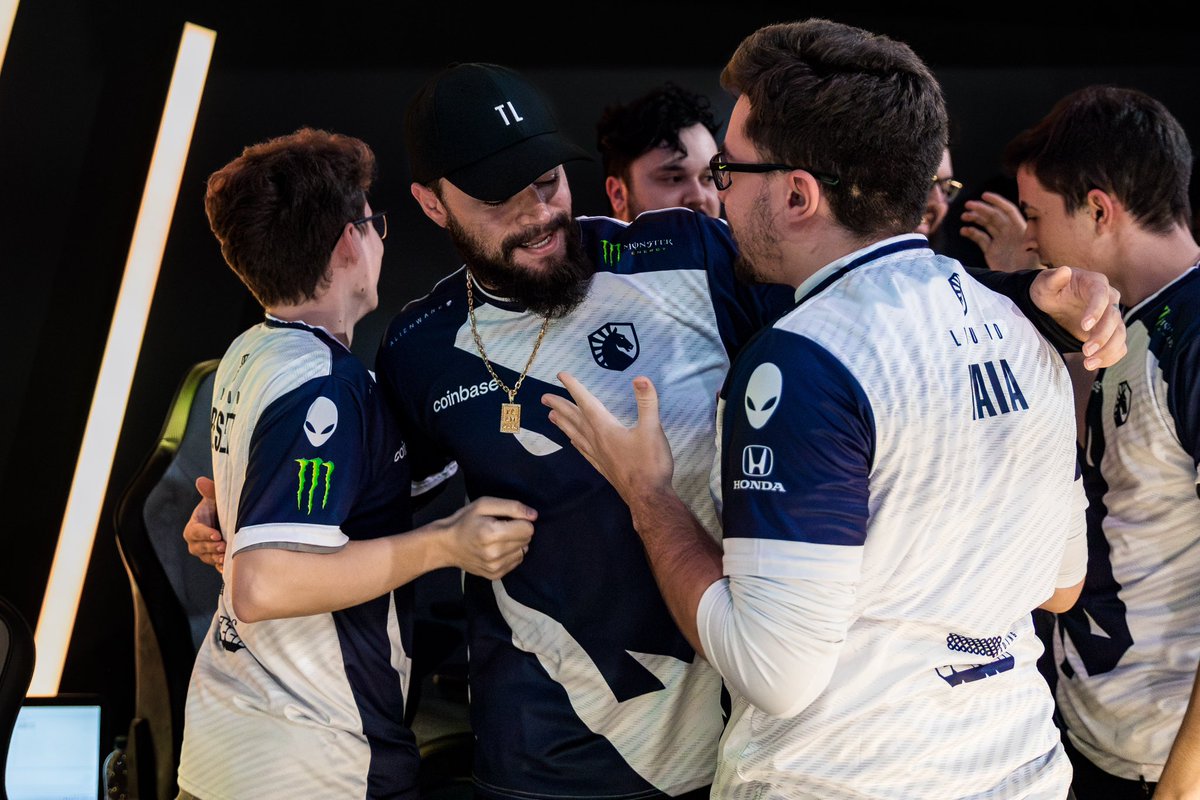 NovaSixR6's tweet photo. 🇧🇷 SUPER COPA DO BRASIL - FASE DE GRUPOS

✅ RESULTADO:

🇧🇷 Liquid 7:0 Los Galos 🇧🇷

A poderosa não tomou conhecimento da #LosGalos, meteu um 7:0 sem muito lero lero e leva a primeira win na Super Copa do BR. https://t.co/Xdcz27ka7q
