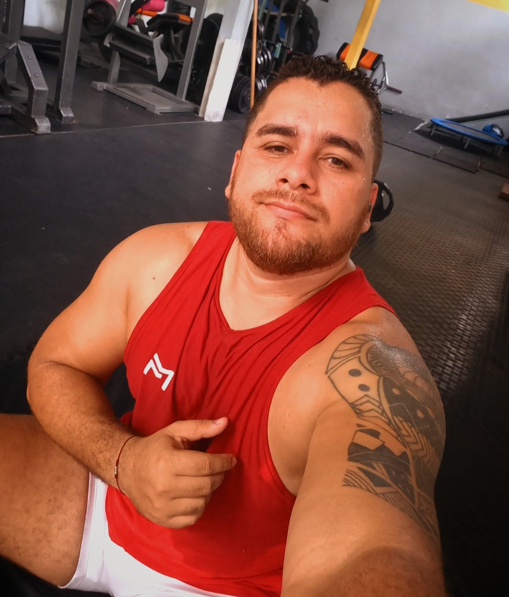 FelipevalenciaP's tweet photo. #gymbeard #muscleboy https://t.co/fHDfBUBqdl