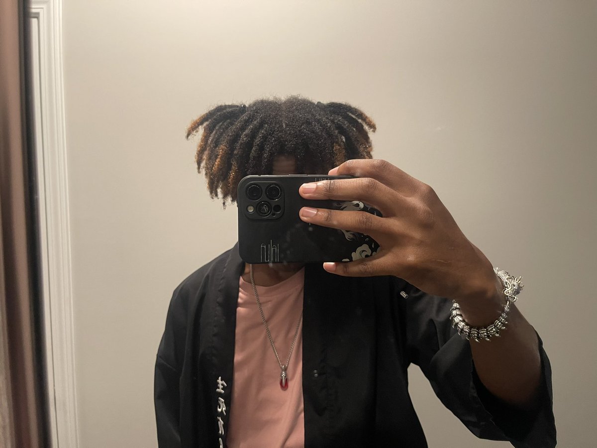 Toki_vs_cumming's tweet photo. Smoking and going to see Longlegs, lets hope it traumatizes my desensitized ass. https://t.co/tpUd5yU4gi