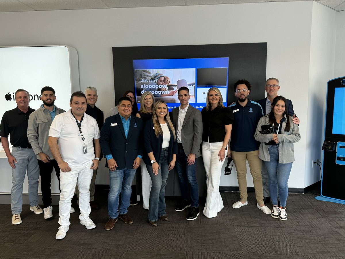 It has been a great pleasure and an honor to have a visit from exceptional leaders like Jeff McElfresh Erin Scarborough Adrian Quintanilla <a href="/JeremiahSchmit5/">Jeremiah Schmitt</a> <a href="/holland_marci/">Marci Holland</a> today 🌐✨ Thank you for stopping by! #STX #LifeatATT <a href="/STXspeaks/">STXspeaks</a> <a href="/LifeAtATT/">Life at AT&T</a> <a href="/ATT/">AT&T</a>
