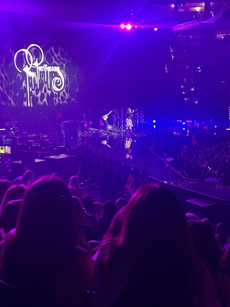 FaceOffPhil's tweet image. Drove my wife and girls 6 hours to watch tik Tok in real life.