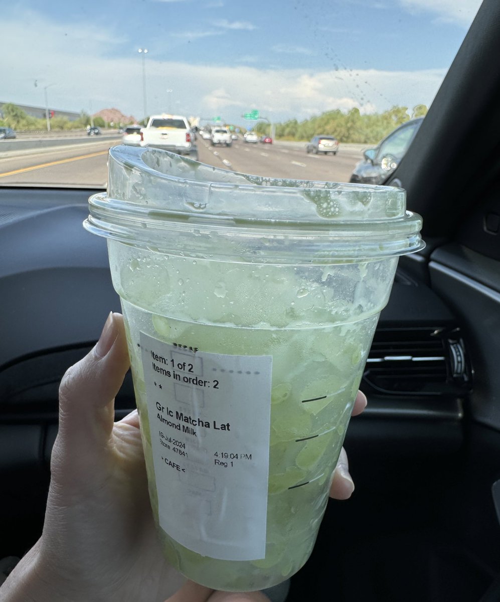 Whyyy is there more ice than matcha <a href="/Starbucks/">Starbucks</a> 😫