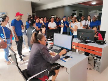 CubaMre's tweet photo. Inicia hoy el Curso "Comunicación Estratégica: herramientas para el éxito empresarial", en el Centro Integral de Atención al Cliente en la Empresa Eléctrica de Granma para los miembros de la Región Oriental de nuestra #RedJovenesMinem https://t.co/X5jrE7qSur