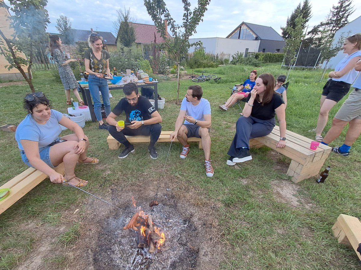 Chromatin organization @pecinka-grp.bsky.social (@pecinka_grp) on Twitter photo It has already been tradition to meet at <a href="/APecinka/">Aleš Pečinka</a> garden and welcome summer! Grilled sausages in traditional Czech way, beer and fun. It has already been tradition to meet at <a href="/APecinka/">Aleš Pečinka</a> garden and welcome summer! Grilled sausages in traditional Czech way, beer and fun.
