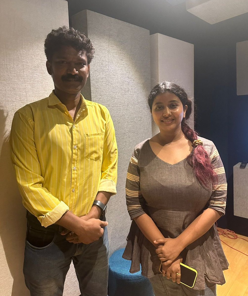 MuthamilRms's tweet photo. An amazing recording session with singer #aanandijoshi , music composer Revaa and team.. 🙂 @revaamusic
@nadabindurecordingstudio @ashlay_jc https://t.co/UUBAq5mYIg