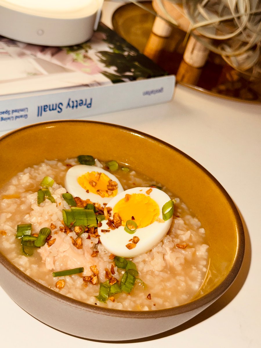 chrisota's tweet photo. When she cooks you her fav dish 🥰 #arrozcaldo https://t.co/F6f2FDr9jm