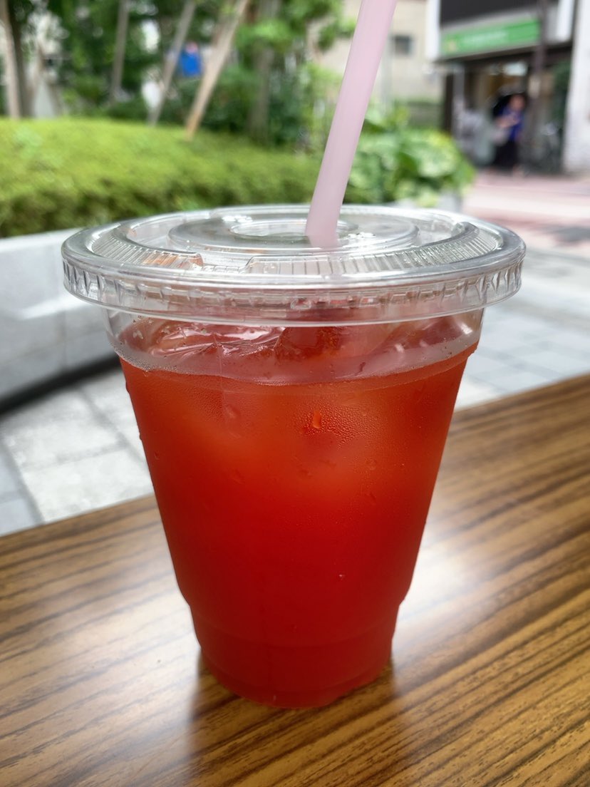 1010iemachi's tweet photo. スイカジュース。さっぱり！ https://t.co/8tfETAEOHE
