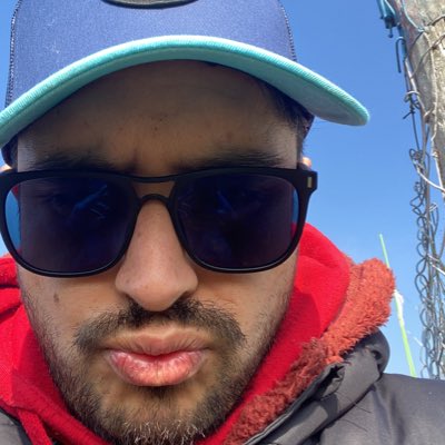 LizanaJavier23's tweet photo. #NuevaFotoDePerfil https://t.co/ZRIeWiOQ5E
