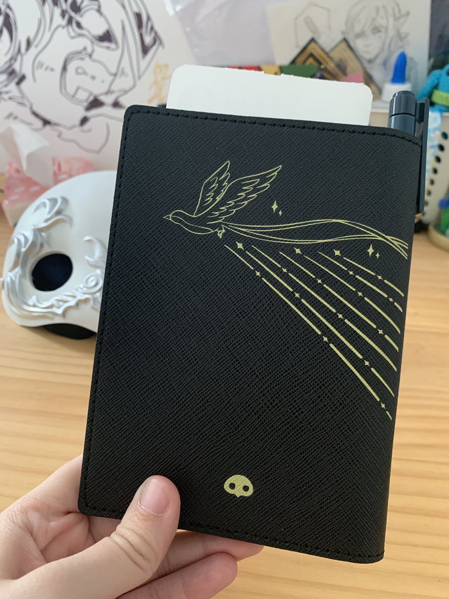 JenoSpoon's tweet photo. Azem passport cover is here!!
It’s quite big but it fits 3 cards, tickets, and even a pen! The cover can also fit a small notebook! It’s pretty versatile :0

It’ll be be up on my store on July 28th 9pm GMT+8! It’s not a preorder and stocks will be limited!

RT Appreciated! https://t.co/SD2kic1CwG