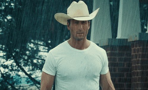 JillianChili's tweet photo. Everyone is saying Glen Powell is the next Tom Cruise, but I think he’s the next Matthew McConaughey. https://t.co/s5giBQv8KK