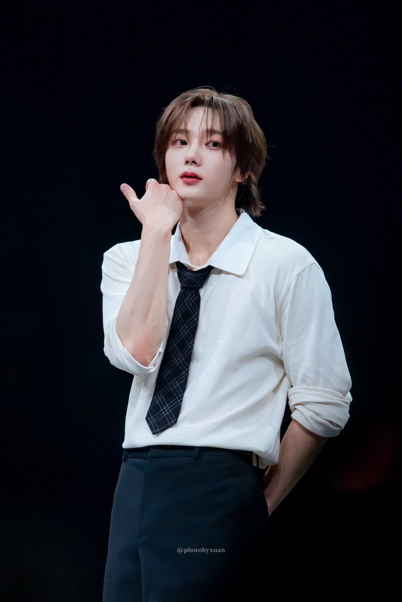 240719 TMEA IN MACAU🇲🇴
#보이넥스트도어 #성호 

不好意思⋯⋯
每個人都應該看看昨天的朴成淏😩🫰🏻