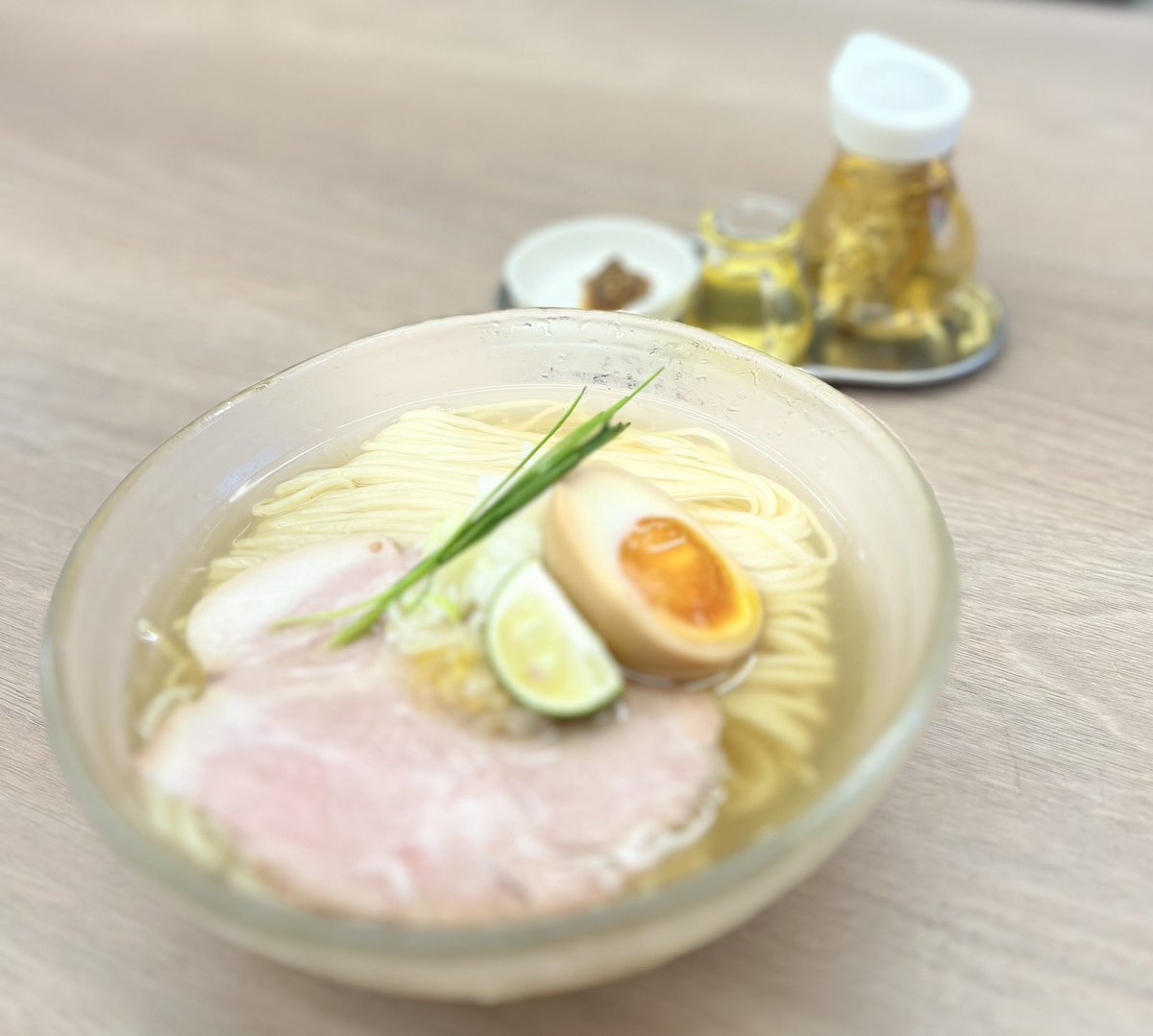 mendokisyuki123's tweet photo. いつも麺時しゅきご来店頂き誠にありがとうございます。
本日も暑くなってますので涼なラーメンでお楽しみください。
姉妹店、らぁめんしゅき共々よろしくお願いいたします。 https://t.co/W9N6b6S321