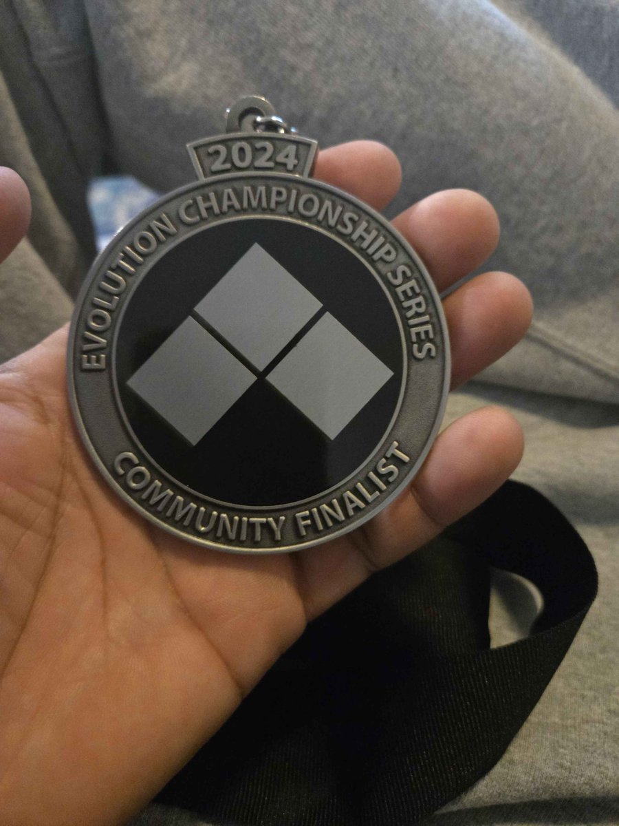 DcMProphecy's tweet photo. Huge S/O to my long-time brother @Spartan_Viper85. He finally gets cemented in @Evo legacy! Congratulations on finally winning. Also,Congratulations to @HTownSpartans @PapaSpart78 and @MamaSpart for your first major championship.
#HTXS #EVO2024 #Houstonspartans #mvc2 https://t.co/wcM7Rt62uY