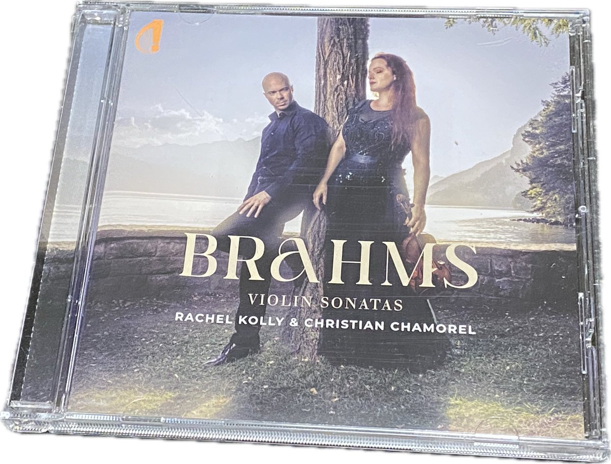 kurawo_wotaku's tweet photo. #nowplaying Brahms:Violin Sonatas/Rachel Kolly,vn;Christian Chamorel,pf https://t.co/uoBBxYcXIo