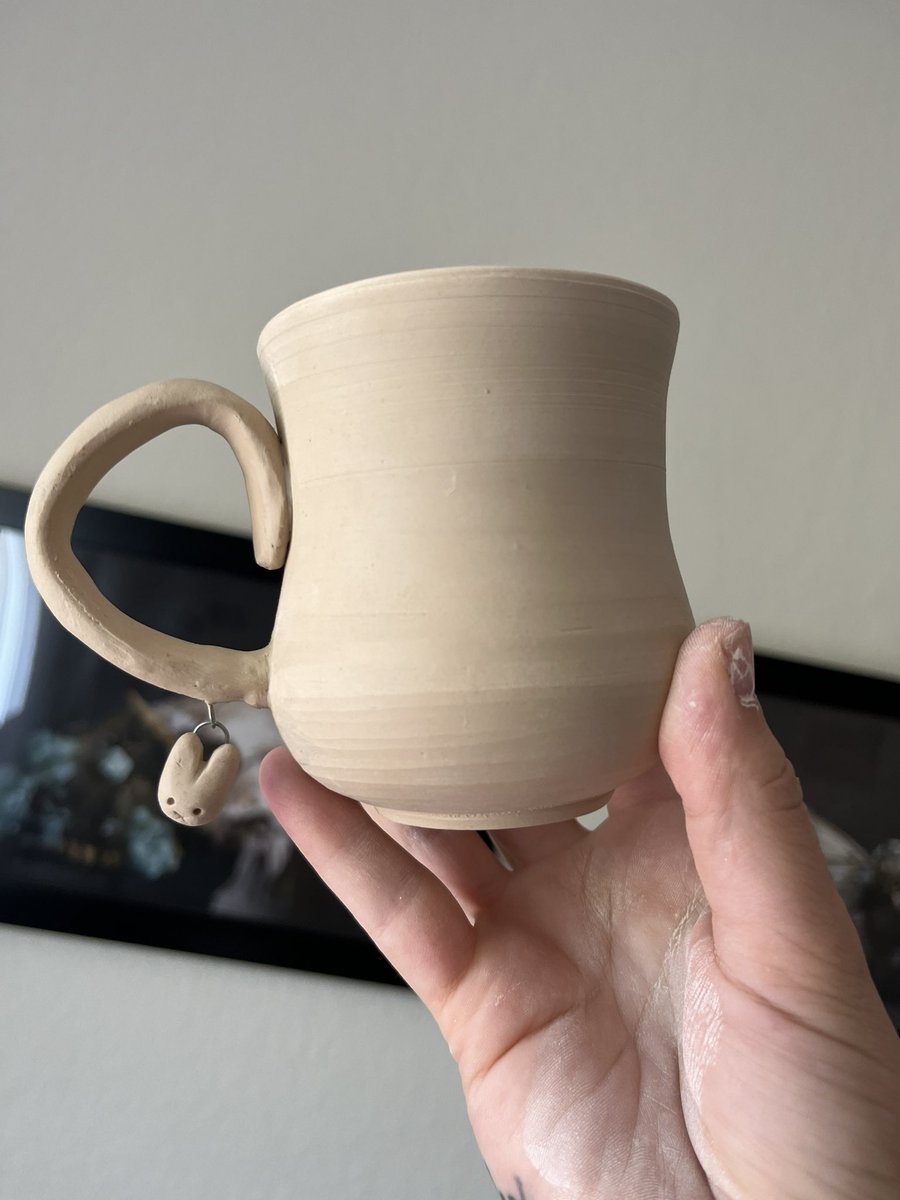 TheSqueakyBunny's tweet photo. Bunny charm mug WIP https://t.co/xtwPBvQSEv